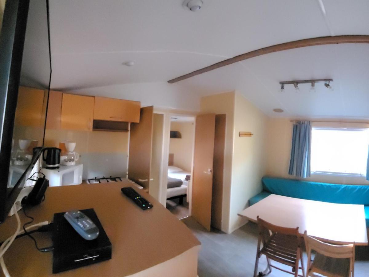 Camping le Brochet Péronne Exteriör bild