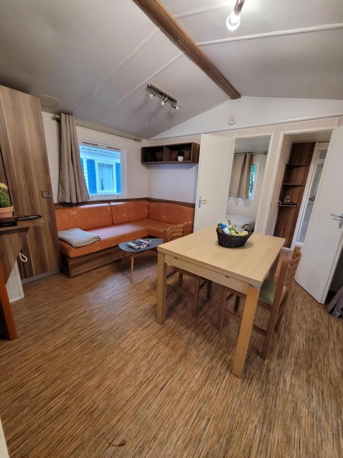 Camping le Brochet Péronne Exteriör bild